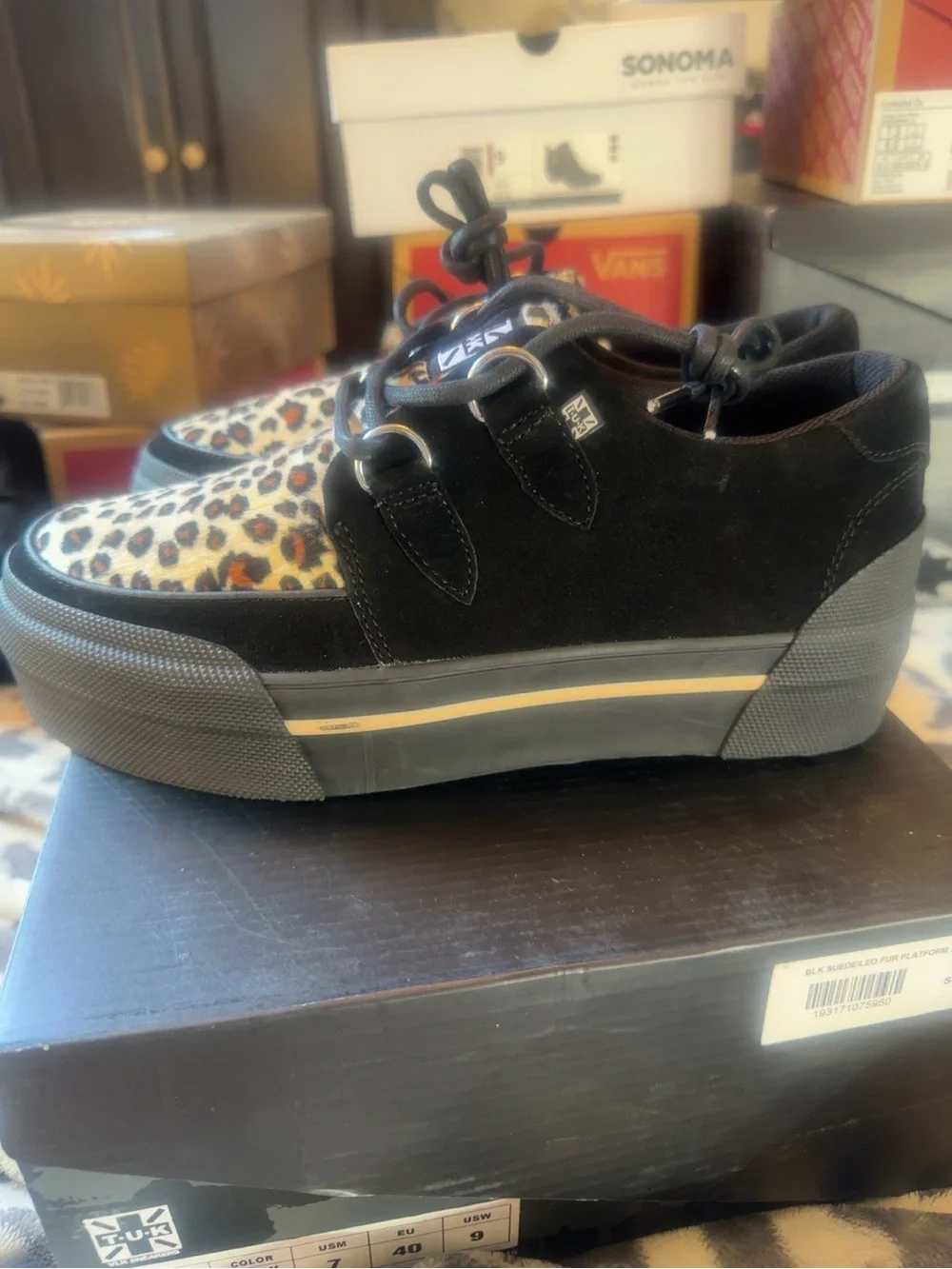 T.U.K. A3137 Leopard Suede Platform Creeper Sneakers Women’s 9